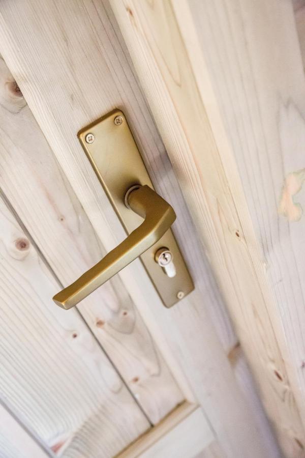 6 Persoons Vakantiehuis Met Sauna, Dichtbij Zee Sint Annaland Zewnętrze zdjęcie